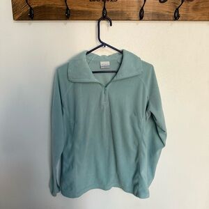 Columbia Soft Aqua Fleece Quarter Zip Sweatshirt